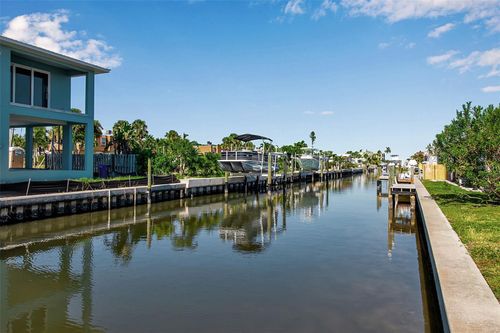 1-713 Saint Judes Dr S, LONGBOAT KEY, FL, 34228-1818 | Card Image