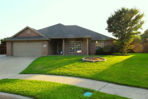 312 Garrett St, Burleson, TX, 76028-6402 | Card Image
