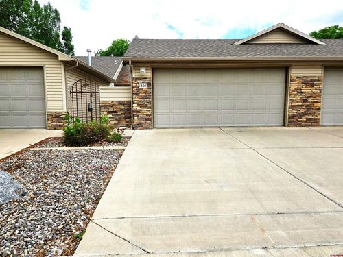 1305 Animas St, Montrose, CO, 81401-4235 | Card Image