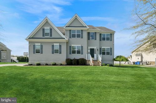 315 Crescent Dr, BORDENTOWN, NJ, 08505-2259 | Card Image