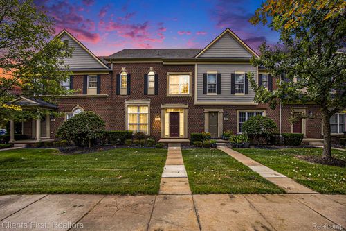 1244 W Crystal Cir, Canton, MI, 48187-6633 | Card Image