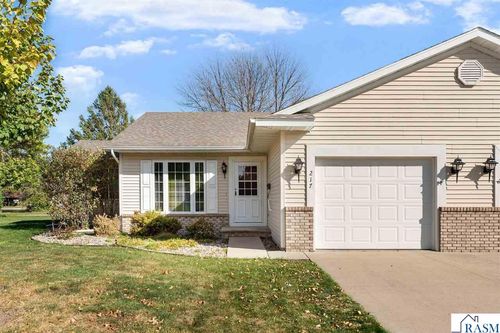 217 11th Avenue Ct Ne, Waseca, MN, 56093-2499 | Card Image