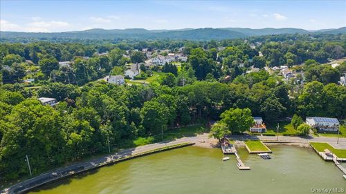 39 Beach Rd, Stony Point, NY, 10980-2035 | Card Image