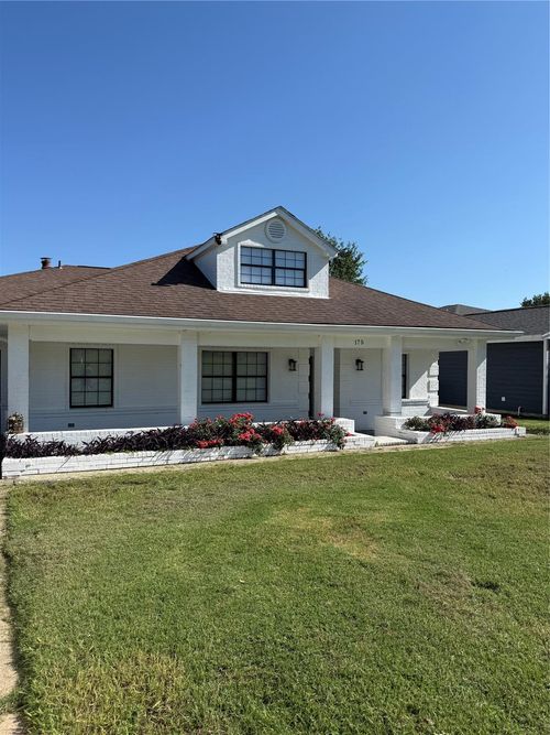175 Heather Ln, Livingston, TX, 77351-9211 | Card Image