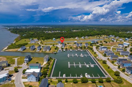 447 Kensington Pl, Newport, NC, 28570-3808 | Card Image