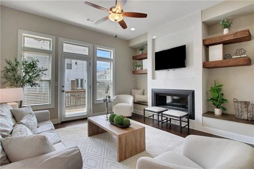 4103 Township Pkwy, Atlanta, GA, 30342-2956 | Card Image