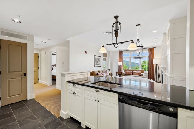 122-III-CLAY-BROOK-AT-S - 102 Forest 122 / Iii Drive, Condo with 1 bedrooms, 1 bathrooms and null parking in Warren VT | Image 5