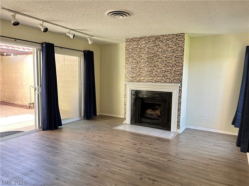 6417 Ironbark Ln, Las Vegas, NV, 89107-1015 | Card Image