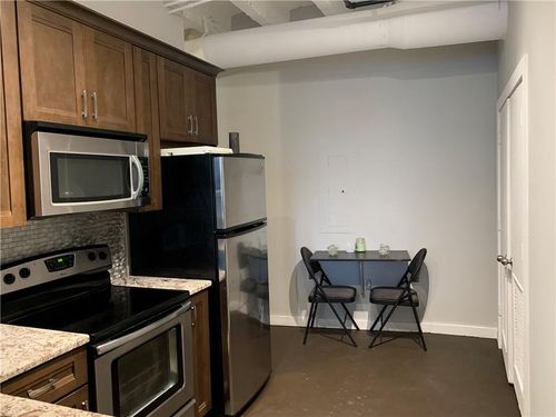 apt-507-878 Peachtree St Ne, Atlanta, GA, 30309-3943 | Card Image