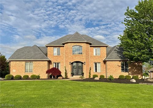 3995 Montereale Dr, Canfield, OH, 44406-8085 | Card Image
