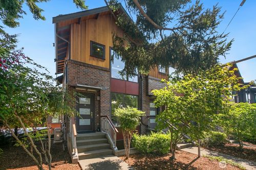 a-6542 32nd Avenue Ne, Seattle, WA, 98115 | Card Image