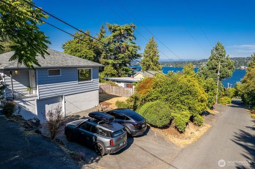3810 Ne 155th St, Lake Forest Park, WA, 98155-7738 | Card Image