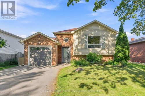 59 Centerfield Drive, Clarington (Courtice), ON, L1E1K2 | Card Image