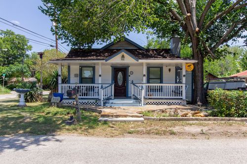 301 Holly Avenue, Luling, TX, 78648 | Card Image