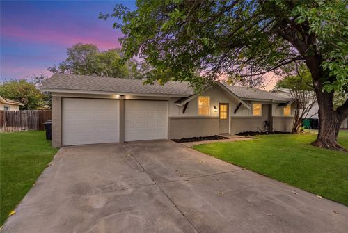 4112 Janada St, Haltom City, TX, 76117-1228 | Card Image