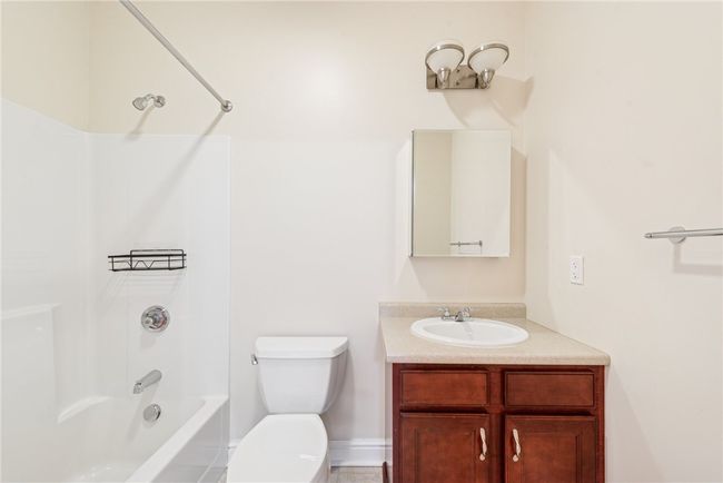 APT-306 - 5570 Centre Ave, Condo with 2 bedrooms, 2 bathrooms and 2 parking in Shadyside PA | Image 20