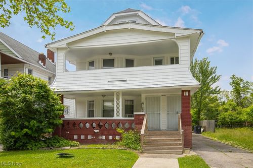3652 E 153rd St, Cleveland, OH, 44120-4941 | Card Image