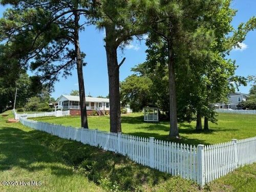 2032 Middle Sound Loop Rd, Wilmington, NC, 28411-7820 | Card Image