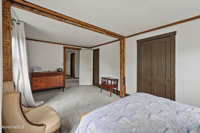 205 - 203205 Main St, Home with 5 bedrooms, 3 bathrooms and 3 parking in Hancock MA | Image 38