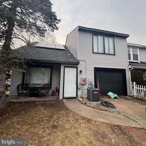 2 Procyon Rd, BLACKWOOD, NJ, 08012-2426 | Card Image