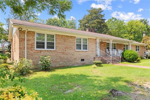 700 E Harnett Street, Dunn, NC, 28334 | Card Image