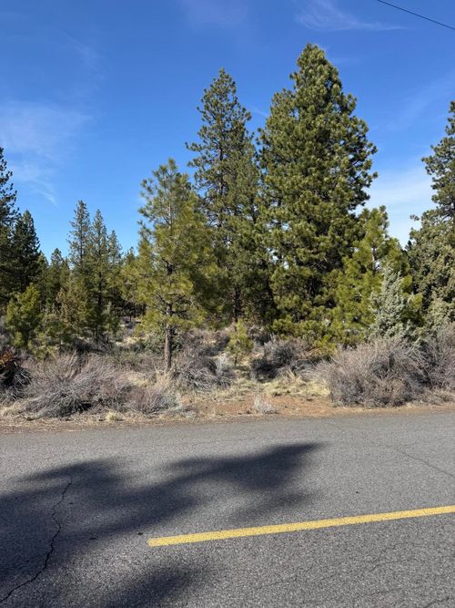 19734 Buck Canyon Rd, Bend, OR, 97702-8968 | Card Image