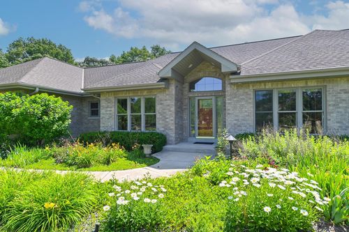 N87W27165 Perennial Terrace, LISBON, WI, 53029 | Card Image