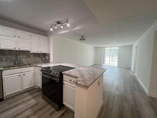114-6161 Nw 2nd Ave, Boca Raton, FL, 33487-2004 | Card Image