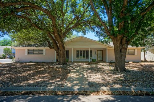 2401 Seaboard Ave, Midland, TX, 79705-8516 | Card Image