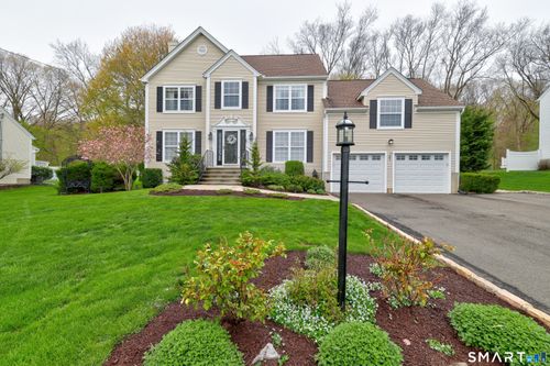 36 Commodore Hull Drive, Derby, CT, 06418 | Card Image