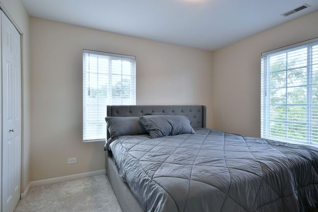 102 Morgans Gate Dr, Condo with 3 bedrooms, 3 bathrooms and 2 parking in Wood Dale IL | Image 24