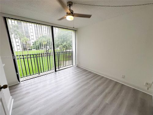 apt-216-17011 N Bay Rd, Sunny Isles Beach, FL, 33160-3629 | Card Image