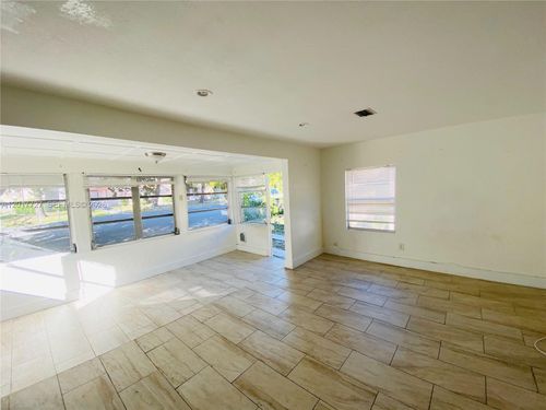 1-2230 Nw 51st Terrace, Miami, FL, 33142 | Card Image
