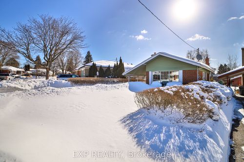56 Gage Ave, Scarborough, ON, M1J1T8 | Card Image