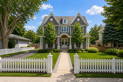 307 E Hillside Ave, Barrington, IL, 60010-4411 | Card Image