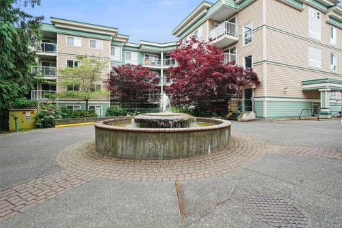408-649 Bay St, Victoria, BC, V8T5H8 | Card Image