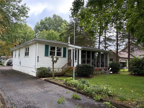 920 Morris Ave, Salem, OH, 44460-3929 | Card Image