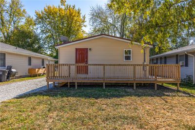 203 W Kreke Avenue, House other with 3 bedrooms, 1 bathrooms and null parking in Effingham IL | Image 2