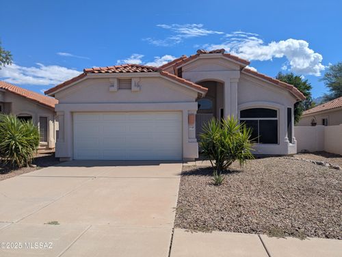 12122 N Sterling, Oro Valley, AZ, 85755 | Card Image
