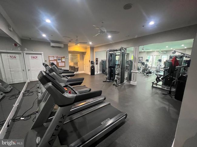 UNIT-1305 - 1601 Spring Gate Dr, Condo with 1 bedrooms, 1 bathrooms and null parking in MCLEAN VA | Image 17