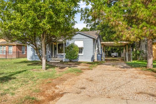 2837 Meaders Ave, Fort Worth, TX, 76112-6509 | Card Image