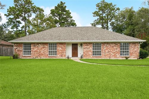 8 Marta Dr, Hammond, LA, 70401-1081 | Card Image