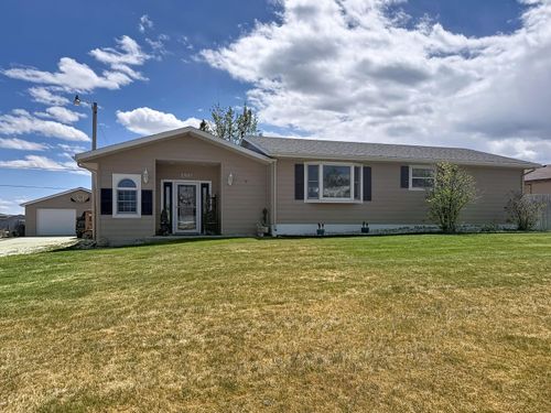 2851 2nd Ave W, Buffalo, WY, 82834-9444 | Card Image