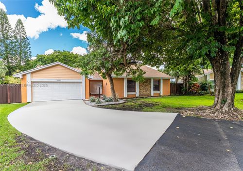 14729 Sw 53rd Ter, Miami, FL, 33185-4051 | Card Image