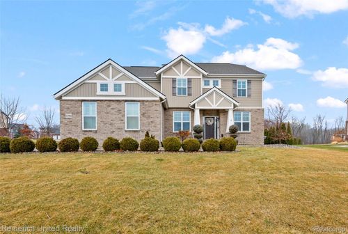 61964 Saddlecreek Dr, South Lyon, MI, 48178-8362 | Card Image