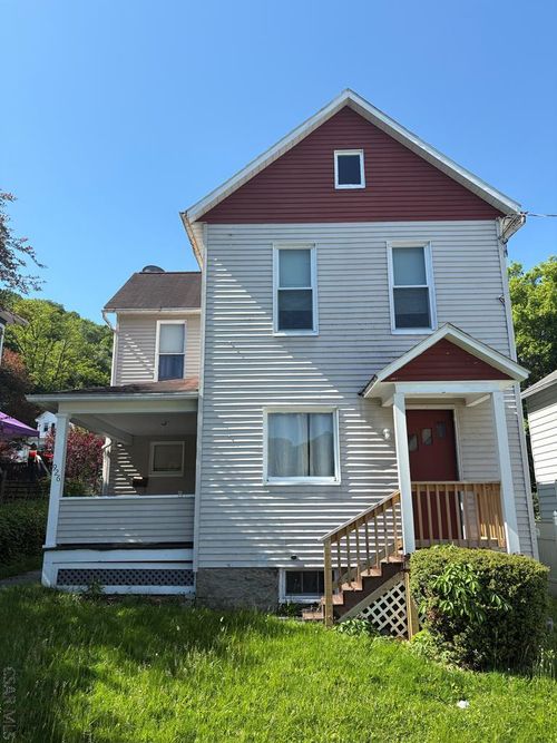 926 Bloom St, Johnstown, PA, 15902-1815 | Card Image