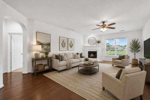 83 W Wading Pond Cir, The Woodlands, TX, 77375-4682 | Card Image