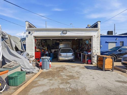 31553 Michigan Ave, Wayne, MI, 48184-1414 | Card Image