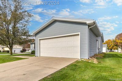 38538 Deer Creek Boulevard, Condo with 3 bedrooms, 2 bathrooms and null parking in Westland MI | Image 2