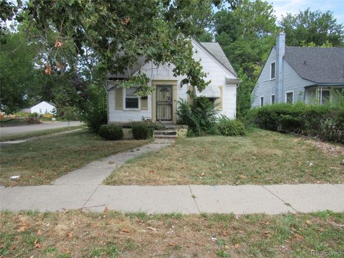 15858 Curtis St, Detroit, MI, 48235-3134 | Card Image